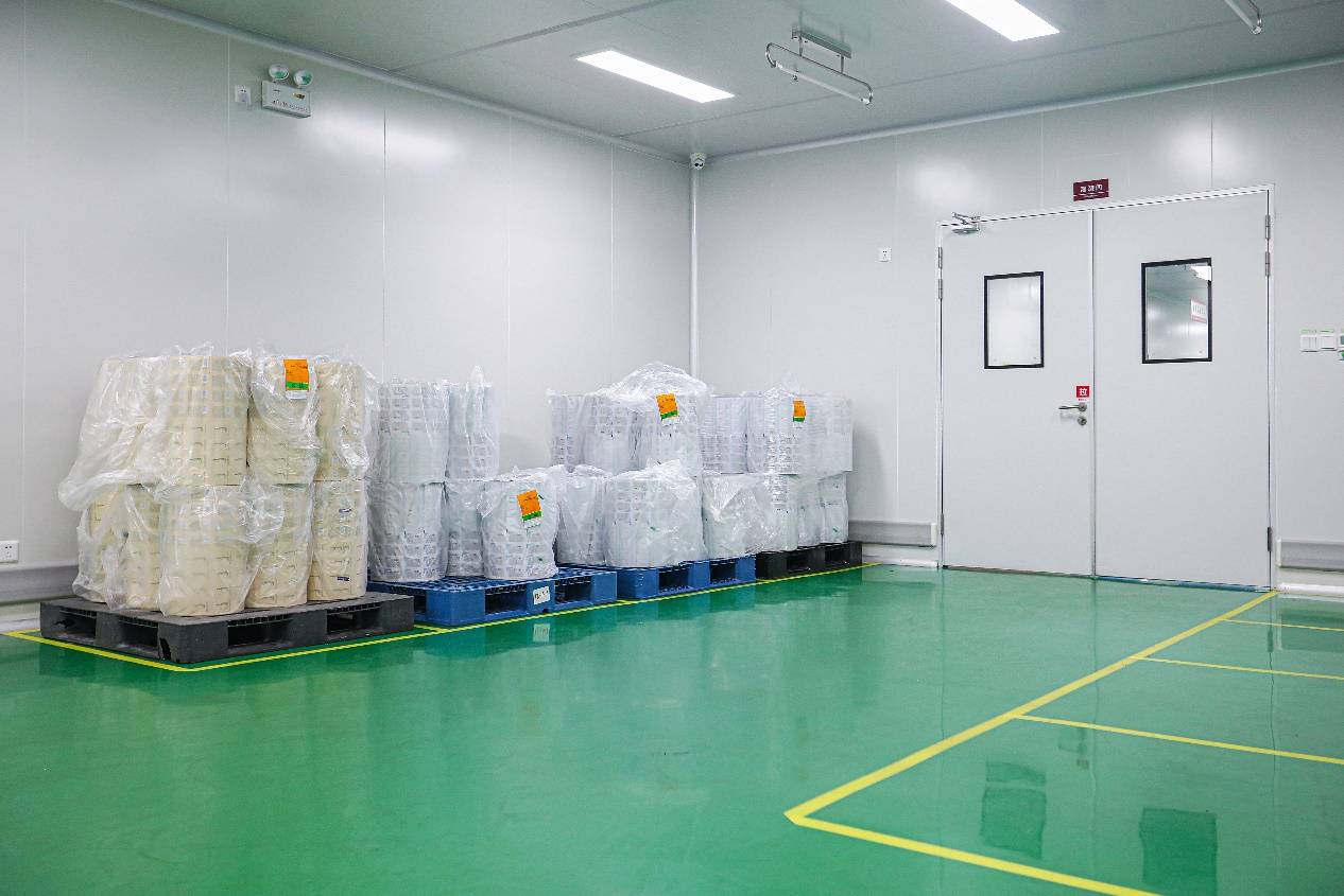 次拋與常規化妝品有何不同？探秘韻斐詩工廠，揭秘嬰兒用品的獨特之處